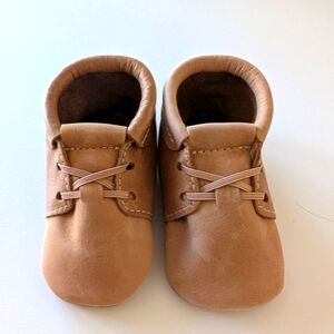 Freshly Picked | Cedar Oxford Baby Shoe